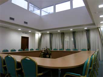 Зал для переговоров в отеле Пальмира Палас