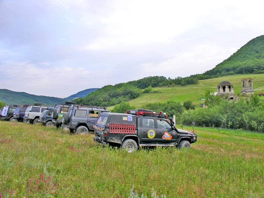 Тур на джипах по горам Крыма компании HP